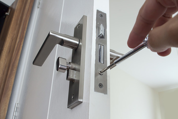 Our local locksmiths are able to repair and install door locks for properties in Gosport and the local area.